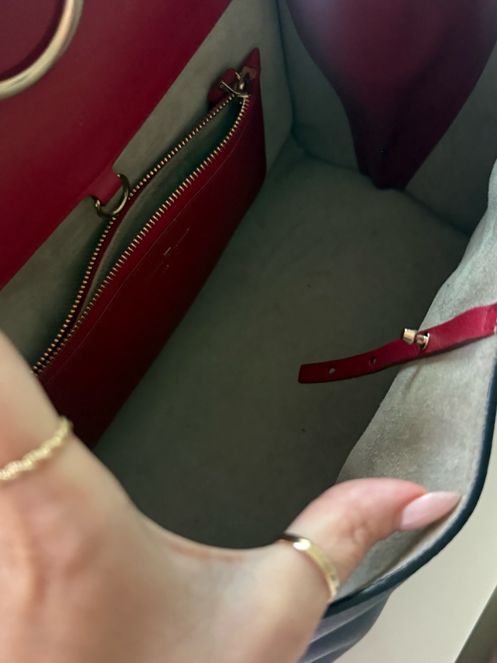 Salvatore Ferragamo Black and Burgundy Top-Handle Women's Bag with Gold Hardware - Picture 4 of 6